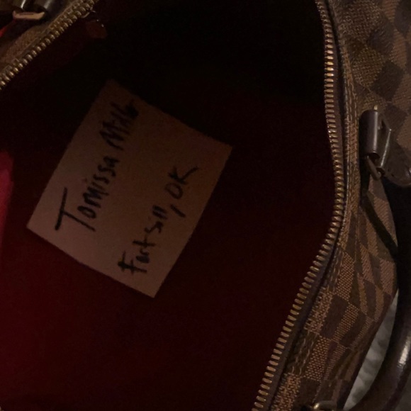 Authentic Damier Ebene Speedy B 35
Date:SD 0157
Includes Dust Bag & LV Box - Picture 15 of 16